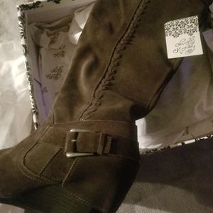 Naughty Monkey tall grey boots